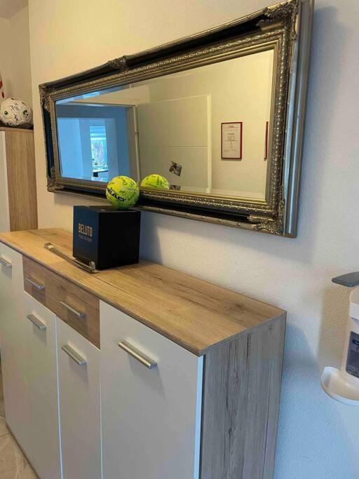 Moderne Wohnung Mit Stil Gross Gerungs エクステリア 写真