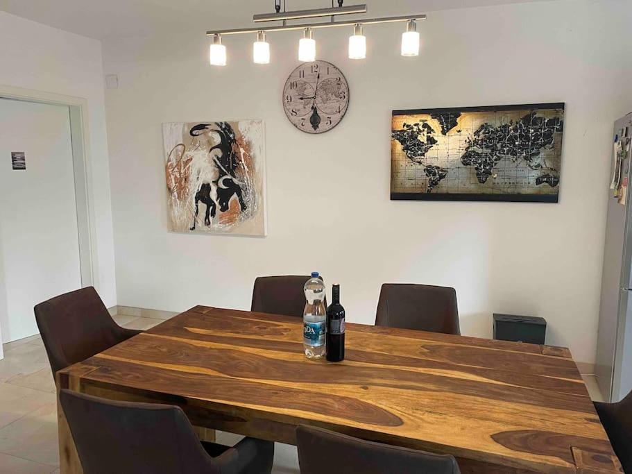 Moderne Wohnung Mit Stil Gross Gerungs エクステリア 写真