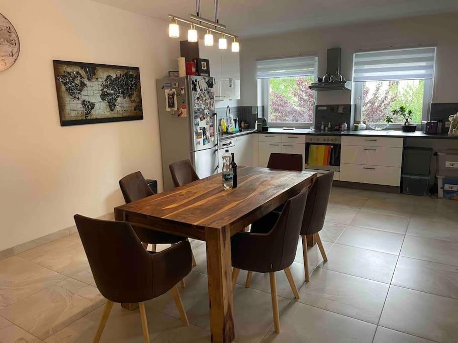 Moderne Wohnung Mit Stil Gross Gerungs エクステリア 写真